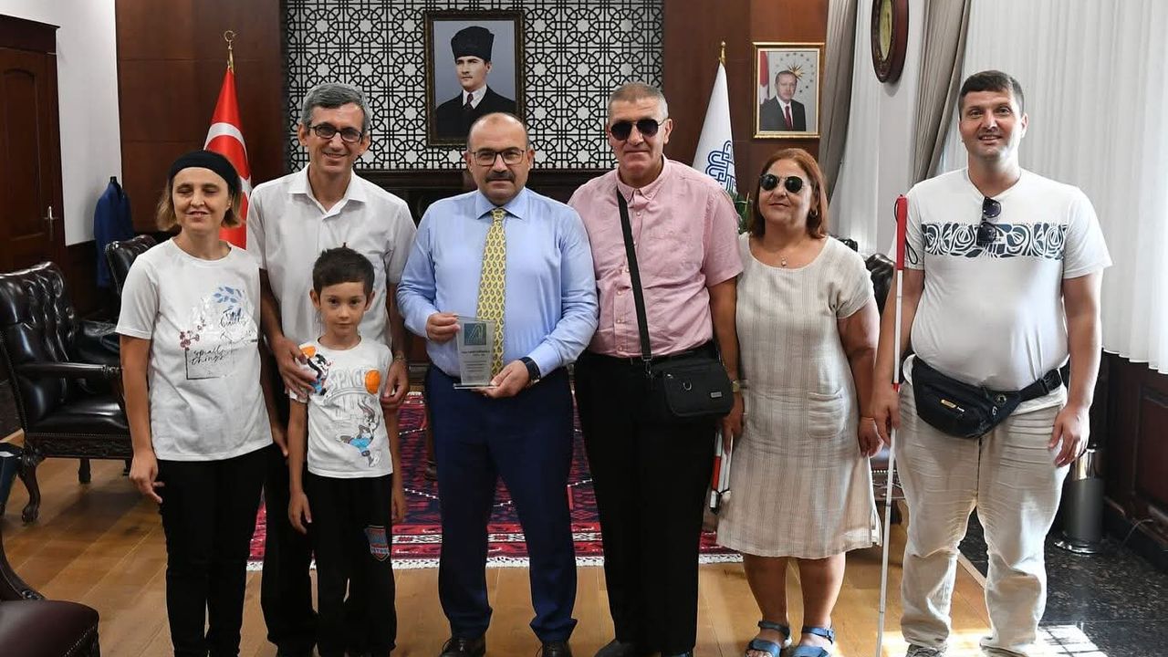 Vali Ustaoğlu’ndan anlamlı kabul – Birlik Haber Ajansı