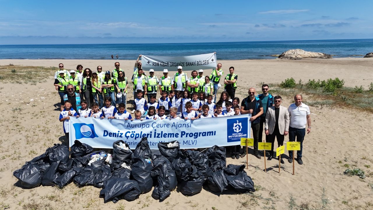Büyükşehir’den daha temiz Kocaeli mesaisi; Deniz ve kıyı temizliğinde durmak yok – Birlik Haber Ajansı