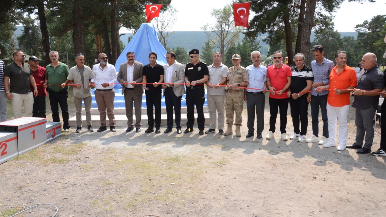 “Sarıkamış Bozayı Yaz Festivali” büyük bir coşku ile başladı – Birlik Haber Ajansı