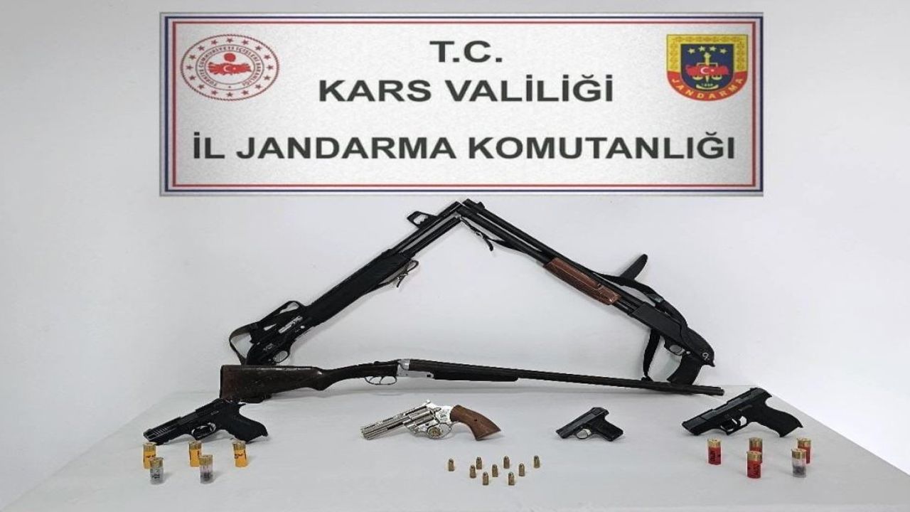 Kars’ta eş zamanlı silah operasyonu gerçekleştirildi – Birlik Haber Ajansı