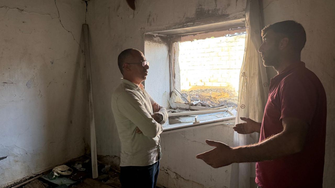 Kars’ta elektrik aksanından çıkan yangın evi küle çevirdi – Birlik Haber Ajansı