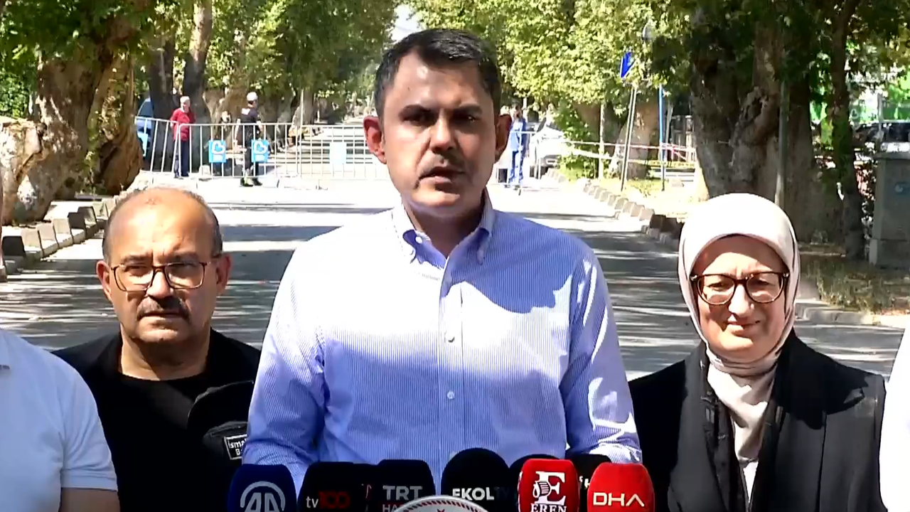 Balıkesir ve Manisa’daki depremde ağır hasarlı ve yıkık binalar tespit edildi