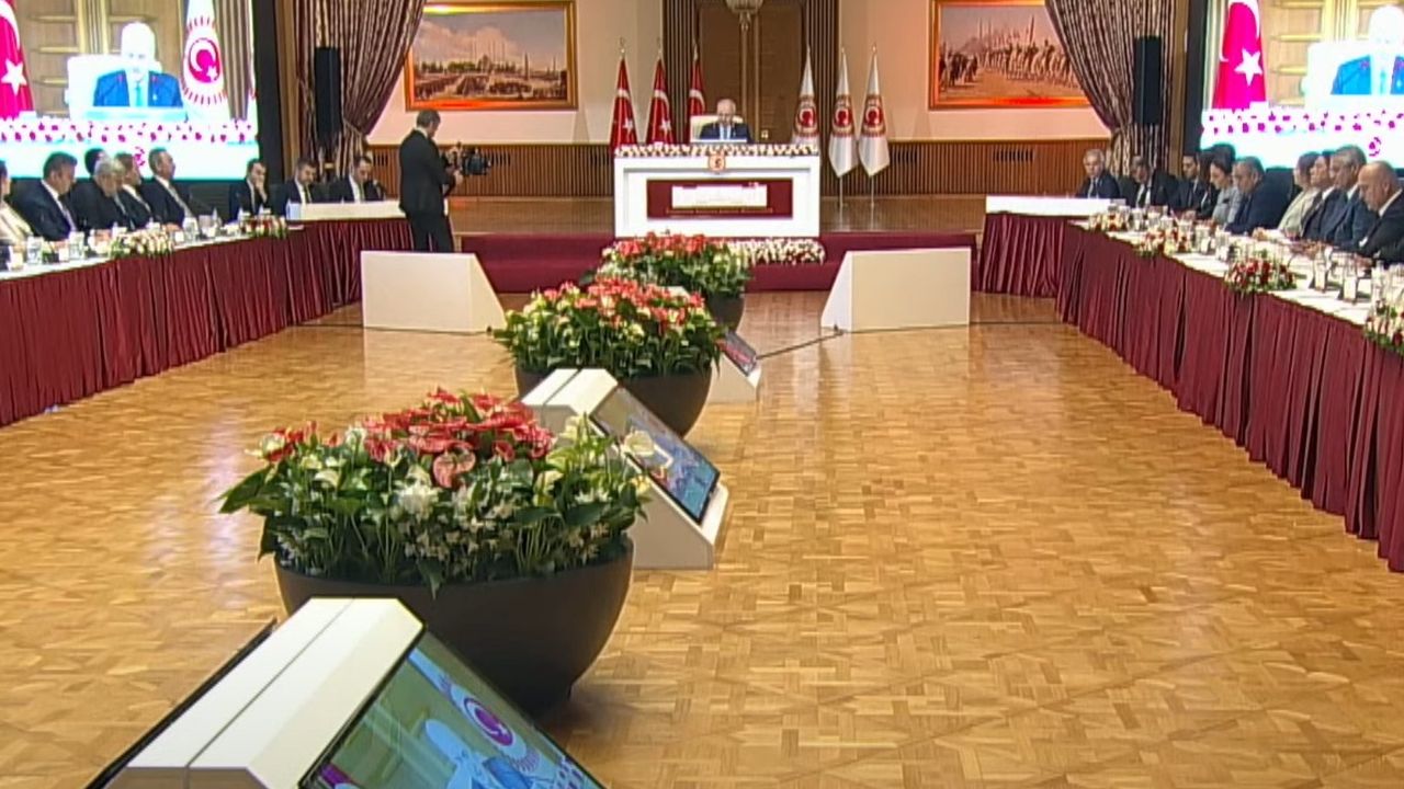 Yüksek Askeri Şura toplantısı Cumhurbaşkanı Erdoğan Başkanlığında başladı – Birlik Haber Ajansı