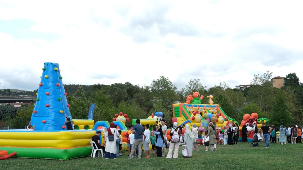 Eğlencenin durağı bu kez Derince oldu – Birlik Haber Ajansı