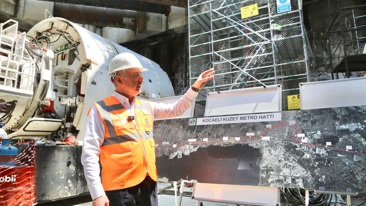 Köstebekler, sessiz ve derinden çalışacak