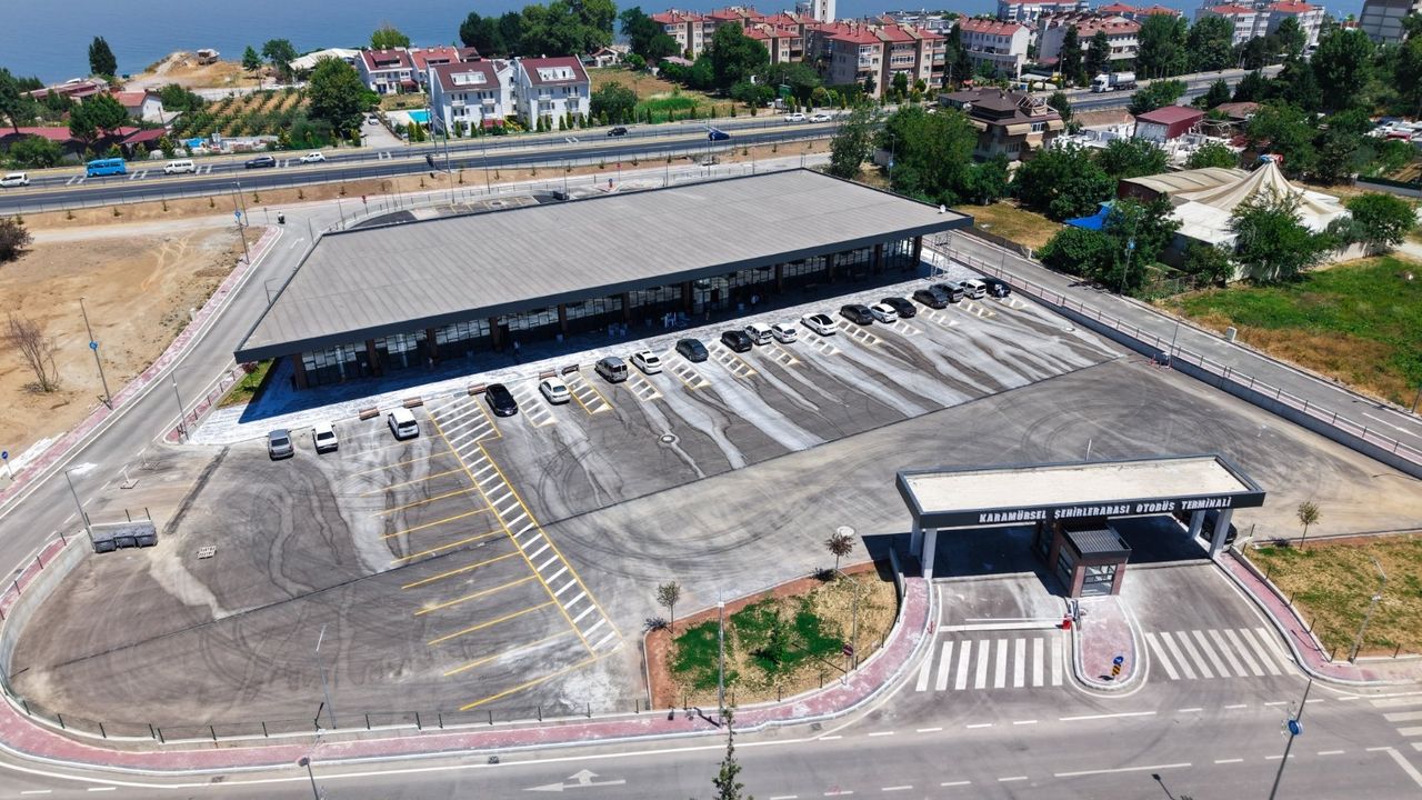 Başkan Büyükakın, Karamürsel ve Gölcük otogarlarının eski ve yeni halini paylaştı – Birlik Haber Ajansı