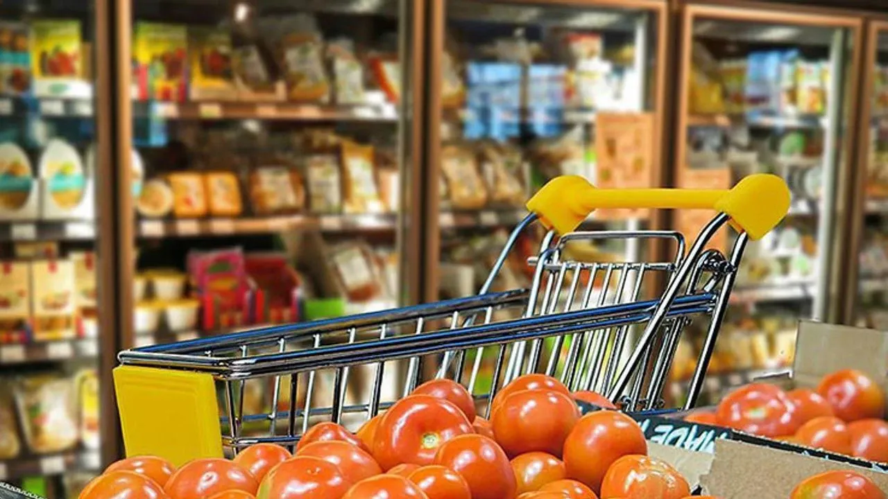 Zincir markete tarihi geçmiş ürün cezası: 1 gün kapatıldı – Birlik Haber Ajansı
