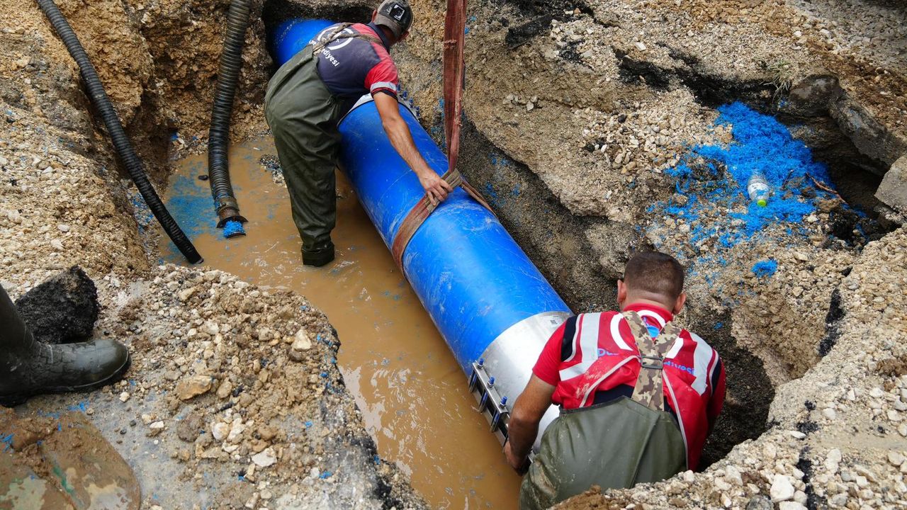 Patlayan içme suyu ana hattı “2 saatte tamir edildi” – Birlik Haber Ajansı