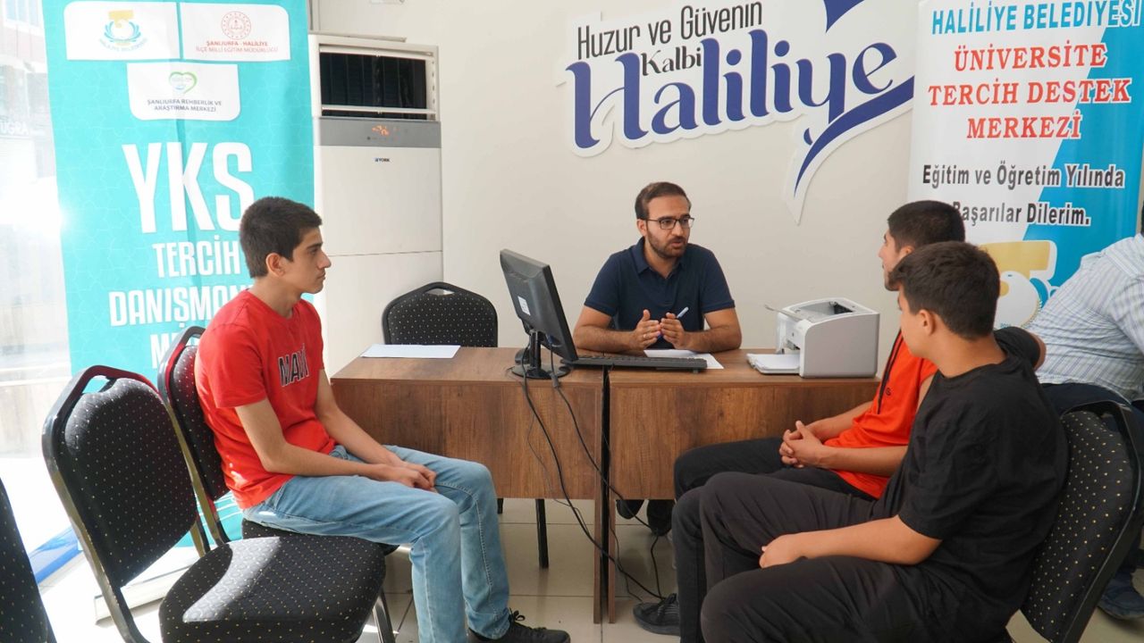 Haliliye Belediyesi’nden gençlere tercih desteği – Birlik Haber Ajansı