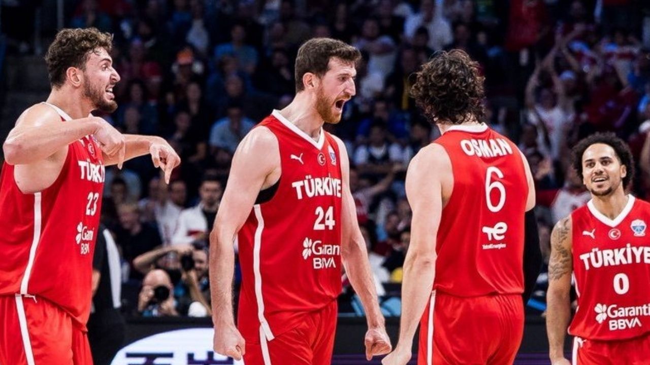 12 Dev Adam, EuroBasket 2025'te finalde!