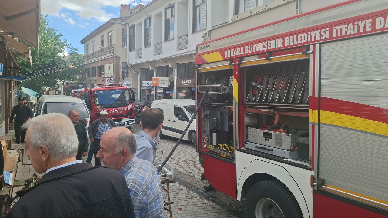 Çarşı içinde çıkan yangın korkuttu – Birlik Haber Ajansı
