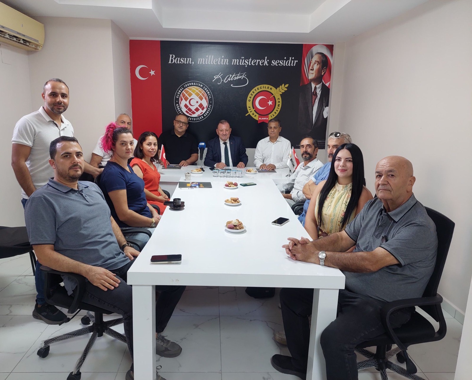 Müdür Rüzgar’dan ALGC’ye veda ziyareti: Alanya’da yapacak çok işimiz vardı