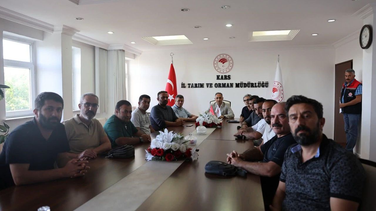 Tarım İl Müdürü Enver Aydın’dan şap aşılama çalışmalarına takın takip – Birlik Haber Ajansı