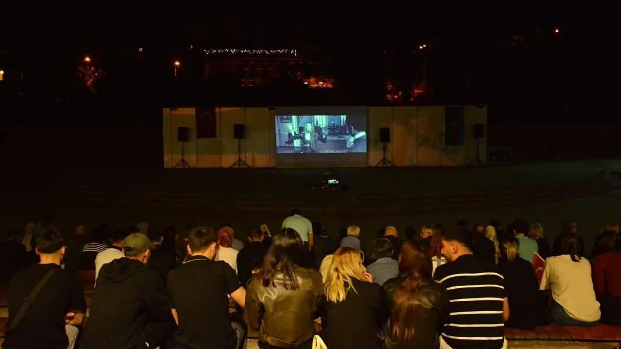 Azerbaycan’ın Bestecisi Üzeyir Hacıbeyli’nin 140. Doğum Yılı Kars’ta anıldı – Birlik Haber Ajansı