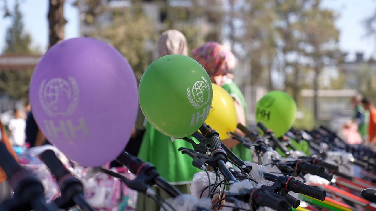İHH’dan Deprem Bölgelerinde 1000 Çocuğa Bisiklet – Birlik Haber Ajansı
