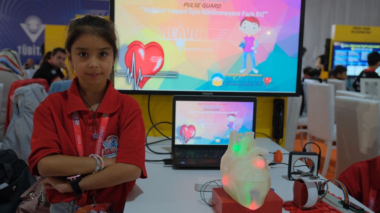 Kocaeli’nin genç dahileri TEKNOFEST’te ses getirdi