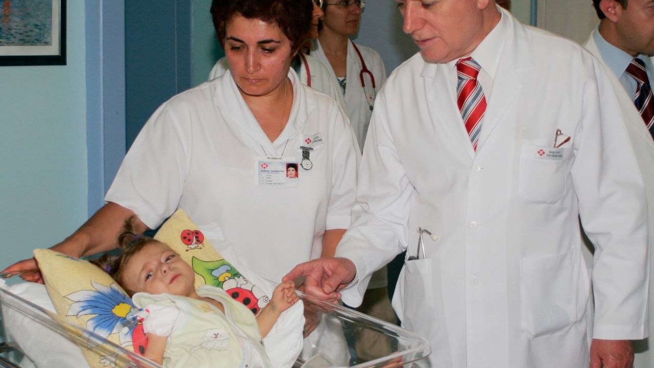 Karaciğer nakliyle hayata tutundu, şimdi Tıp Fakültesi öğrencisi – Birlik Haber Ajansı