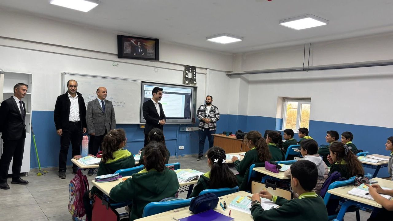 Susuz Kaymakamı Muhammed Emin Tutal’dan eğitime yakın takip