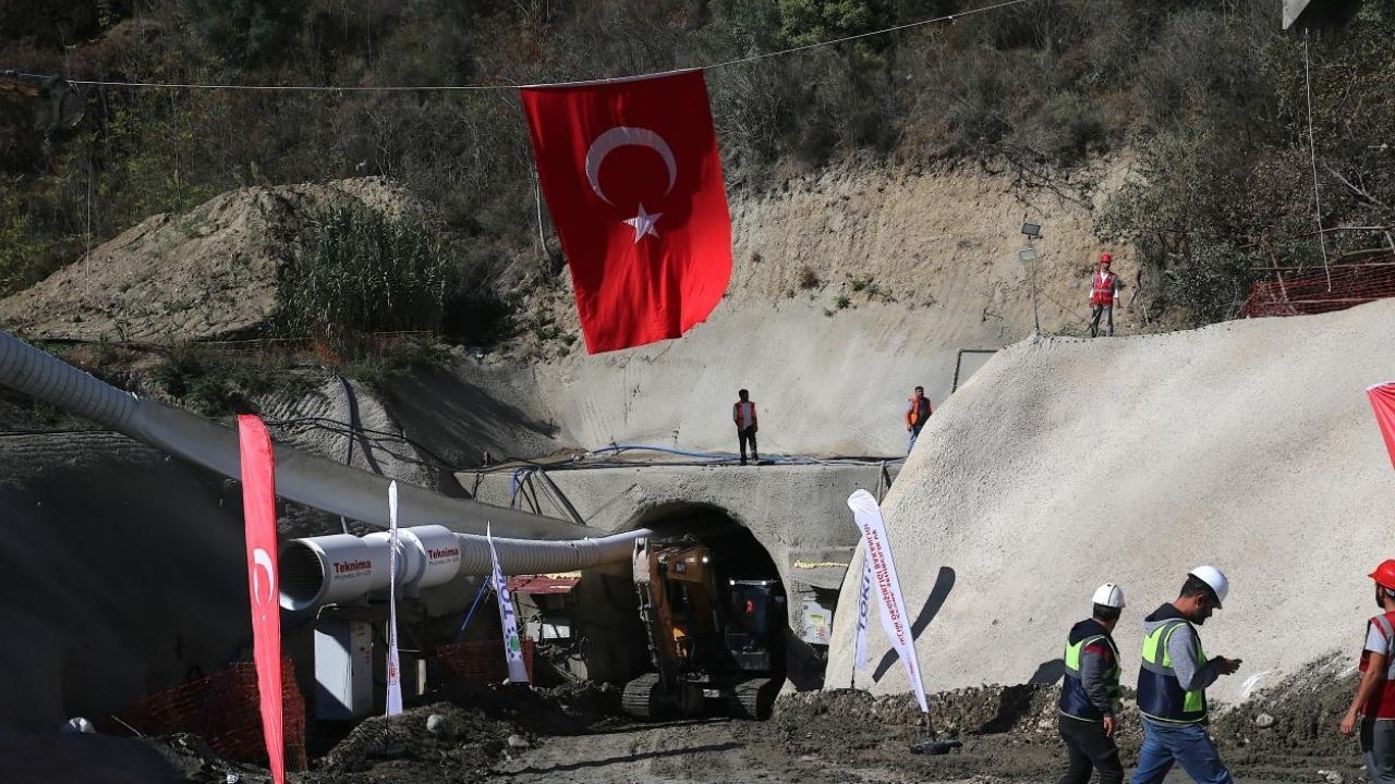 Hatay’da 11,2 kilometrelik dev atık su tüneli inşa ediliyor – Birlik Haber Ajansı