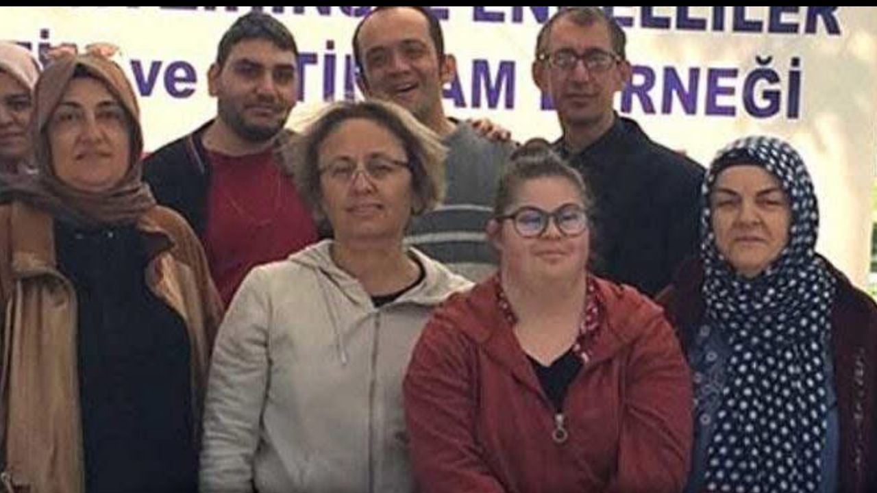 Özel çocuklar yararına kermes – Birlik Haber Ajansı