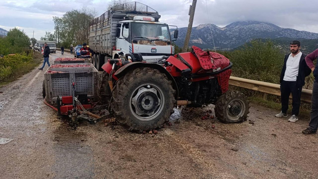 Eğirdir’de kamyon ile elma yüklü traktör çarpıştı: 1 yaralı – Birlik Haber Ajansı
