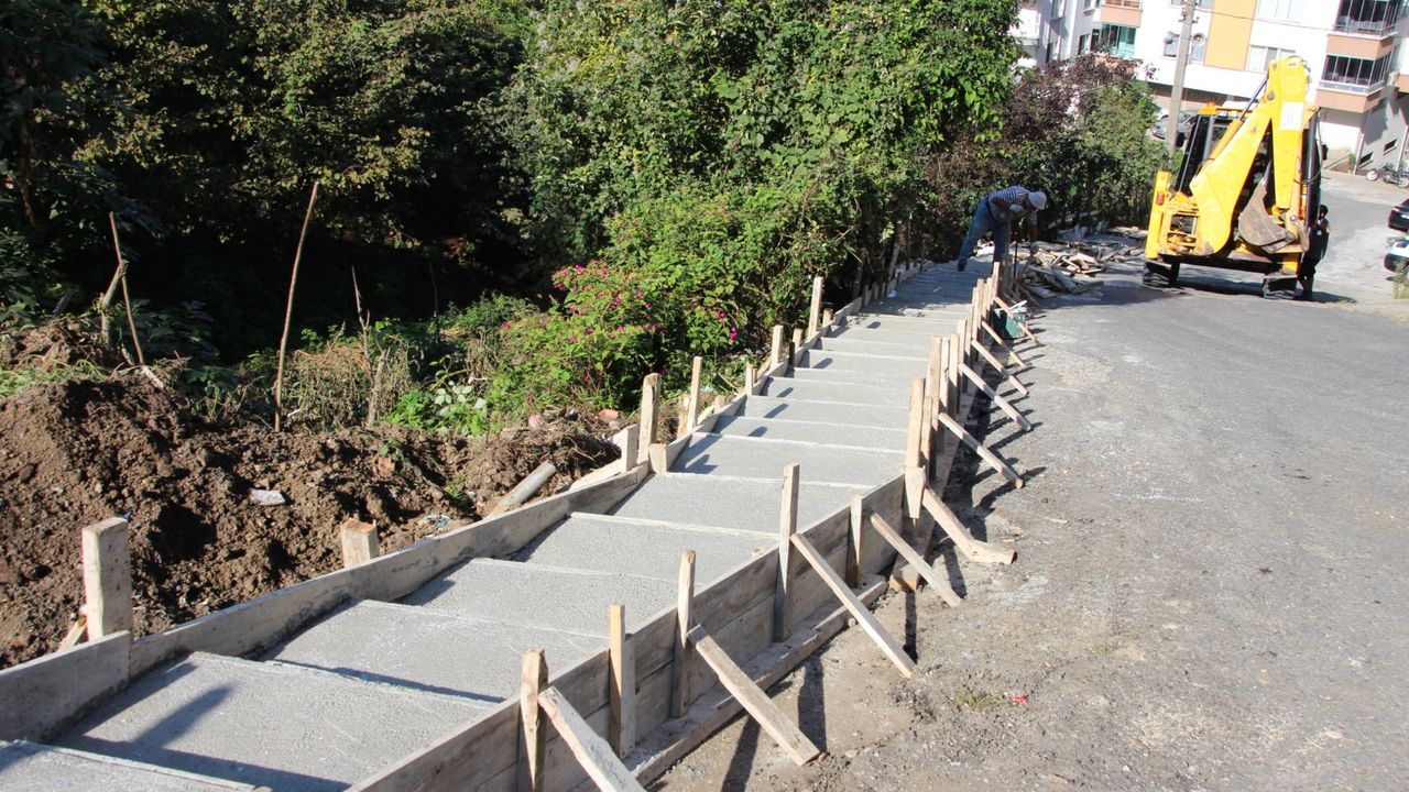 Giresun Belediyesi 100 metrelik merdiven yapıyor – Birlik Haber Ajansı