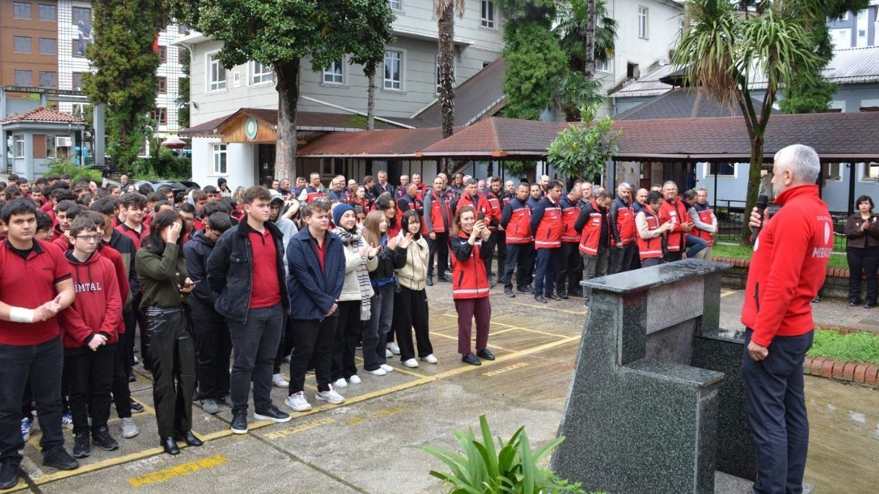 Rize’de okullarda eş zamanlı tahliye tatbikatı yapıldı – Birlik Haber Ajansı
