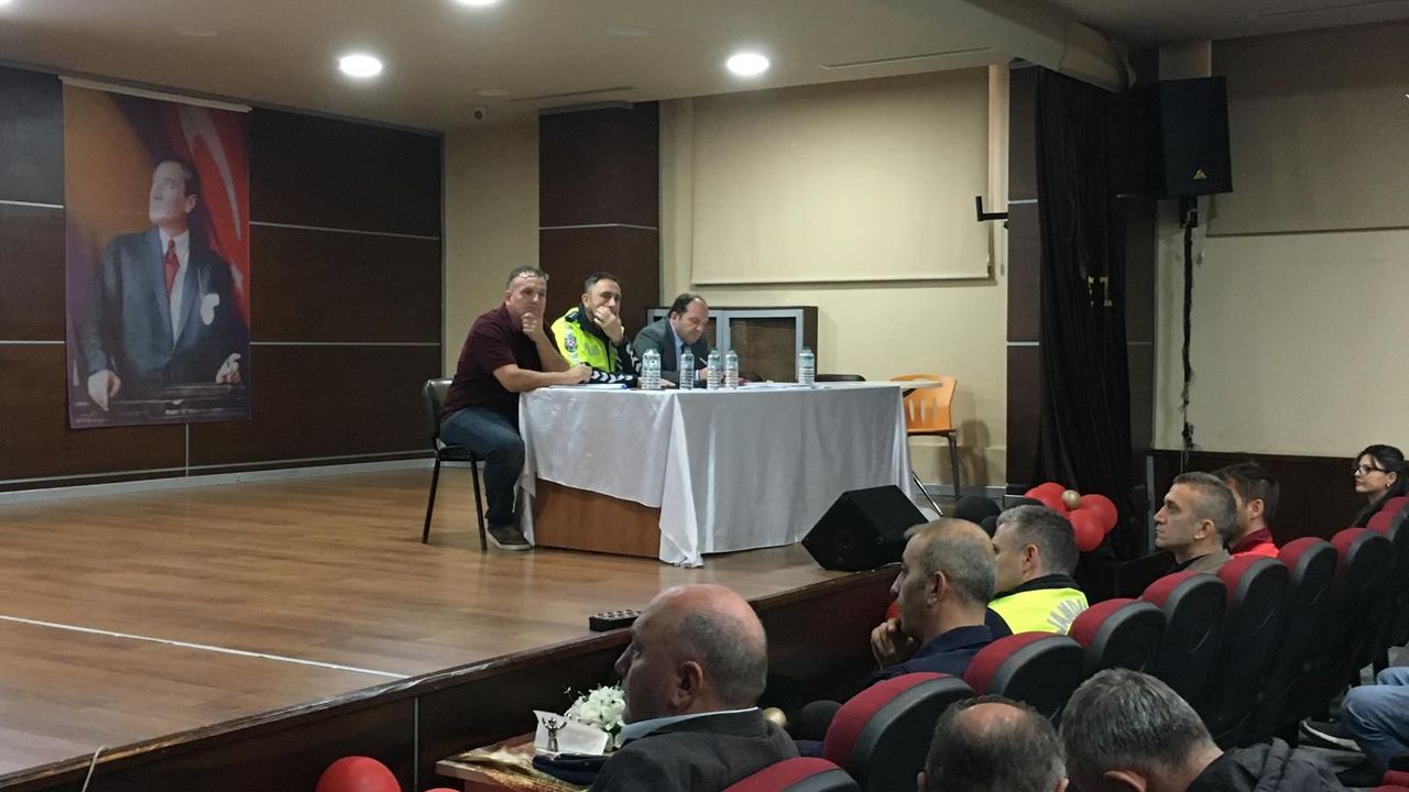 Servis sürücüleri ve rehber personellere eğitim verildi – Birlik Haber Ajansı