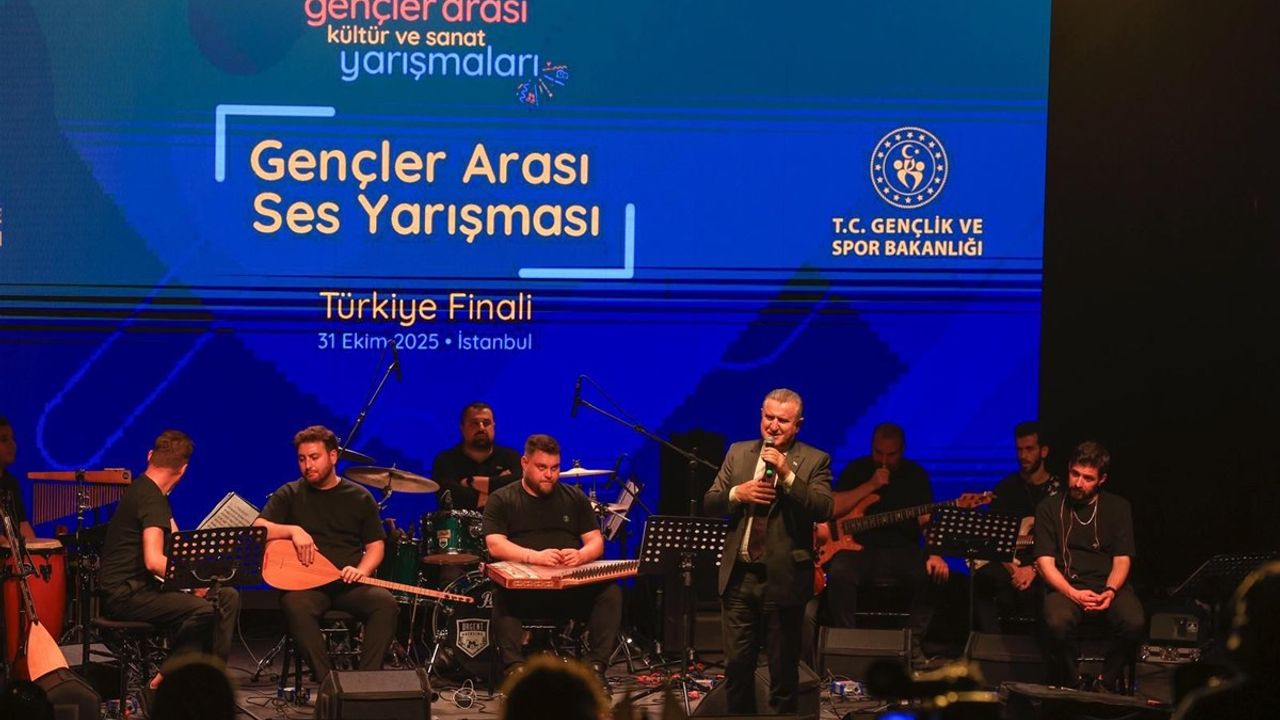 Bakan Bak Gençler Ses Yarışmasında Şarkı Söyledi – Birlik Haber Ajansı