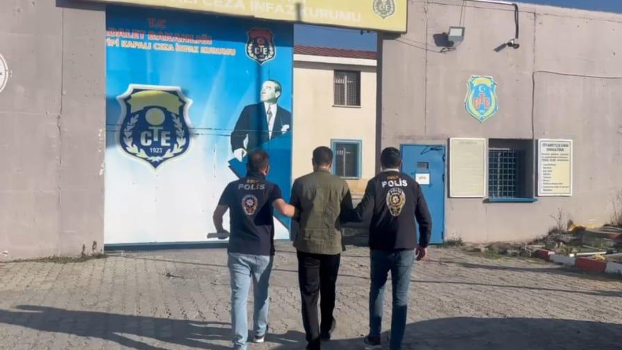 Kars’ta uyuşturucu operasyonu: 21,65 gram emdirilmiş cannabinoid ele geçirildi – Birlik Haber Ajansı