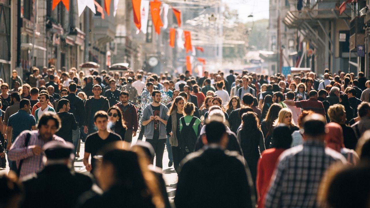 İstanbul’da yaşam maliyeti 100 bin lirayı aştı! – Birlik Haber Ajansı