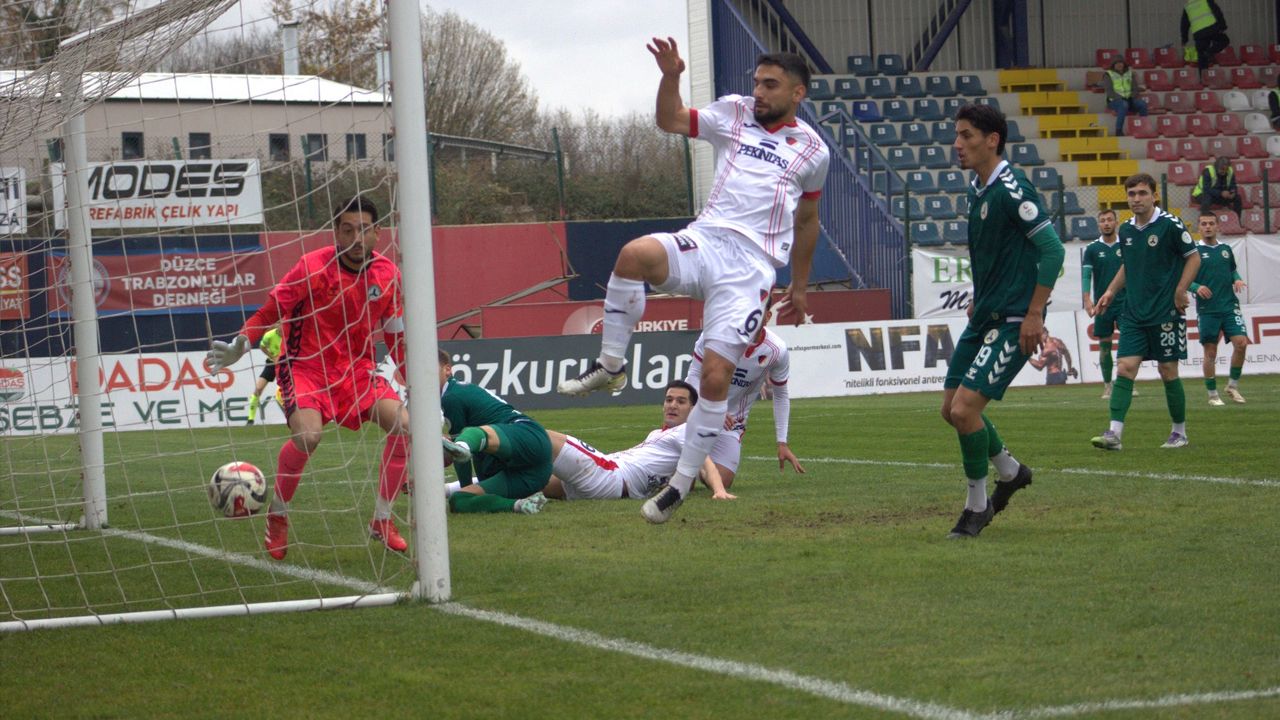 Düzcespor gençlerle Giresunspor’u 2-1 mağlup etti – Birlik Haber Ajansı