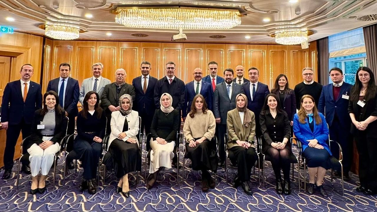 Almanya’da Türk Eğitimine yol haritası belirlendi – Birlik Haber Ajansı