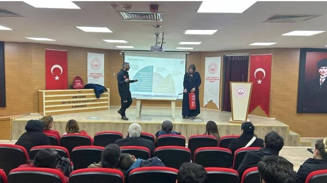 Kars’ta ‘Afete Hazırlık ve Psikososyal Dayanıklılık Eğitimi’ düzenlendi – Birlik Haber Ajansı