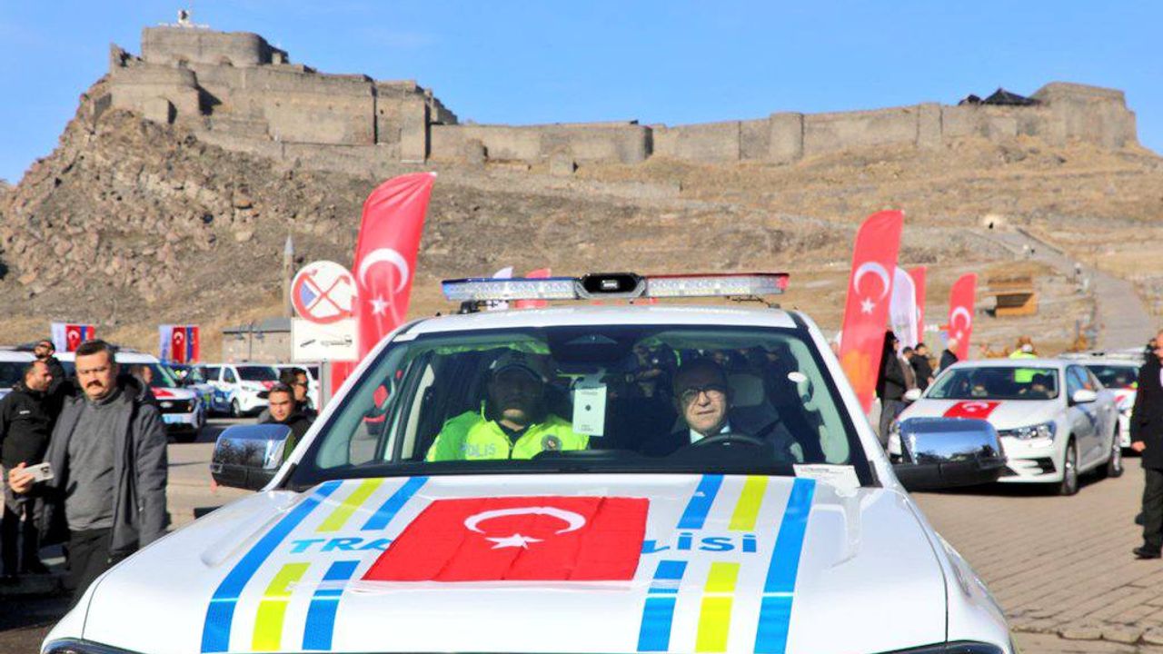 60 yeni hizmet aracı kolluk kuvvetlerinin hizmetine sunuldu – Birlik Haber Ajansı