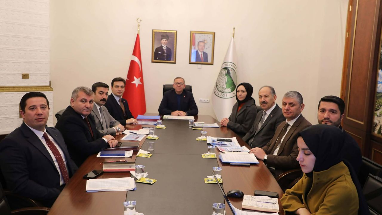 Çıldır Gölü Buz Festivali Değerlendirme Toplantısı yapıldı – Birlik Haber Ajansı