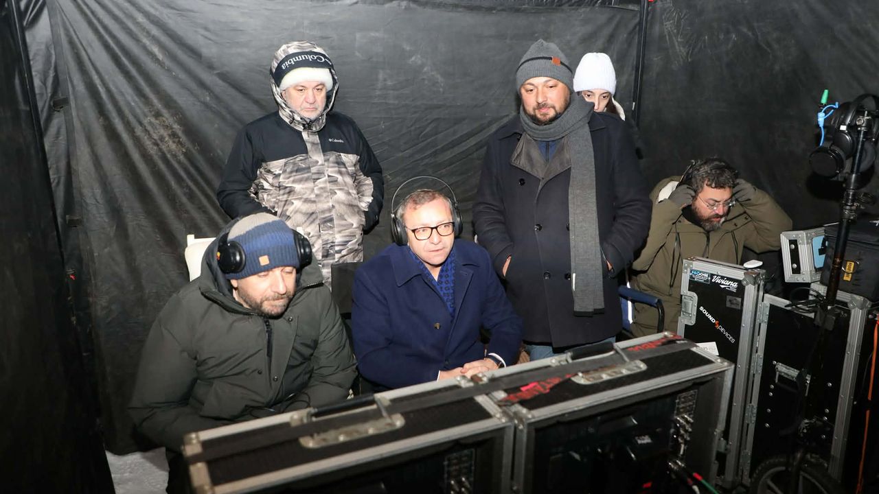 Kars Valisi Ziya Polat’tan “Veliaht” dizisi setine ziyaret – Birlik Haber Ajansı