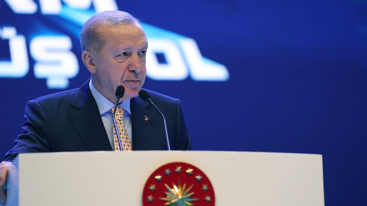 Cumhurbaşkanı Erdoğan:” Kara yolu ulaşımında destan yazdık” – Birlik Haber Ajansı