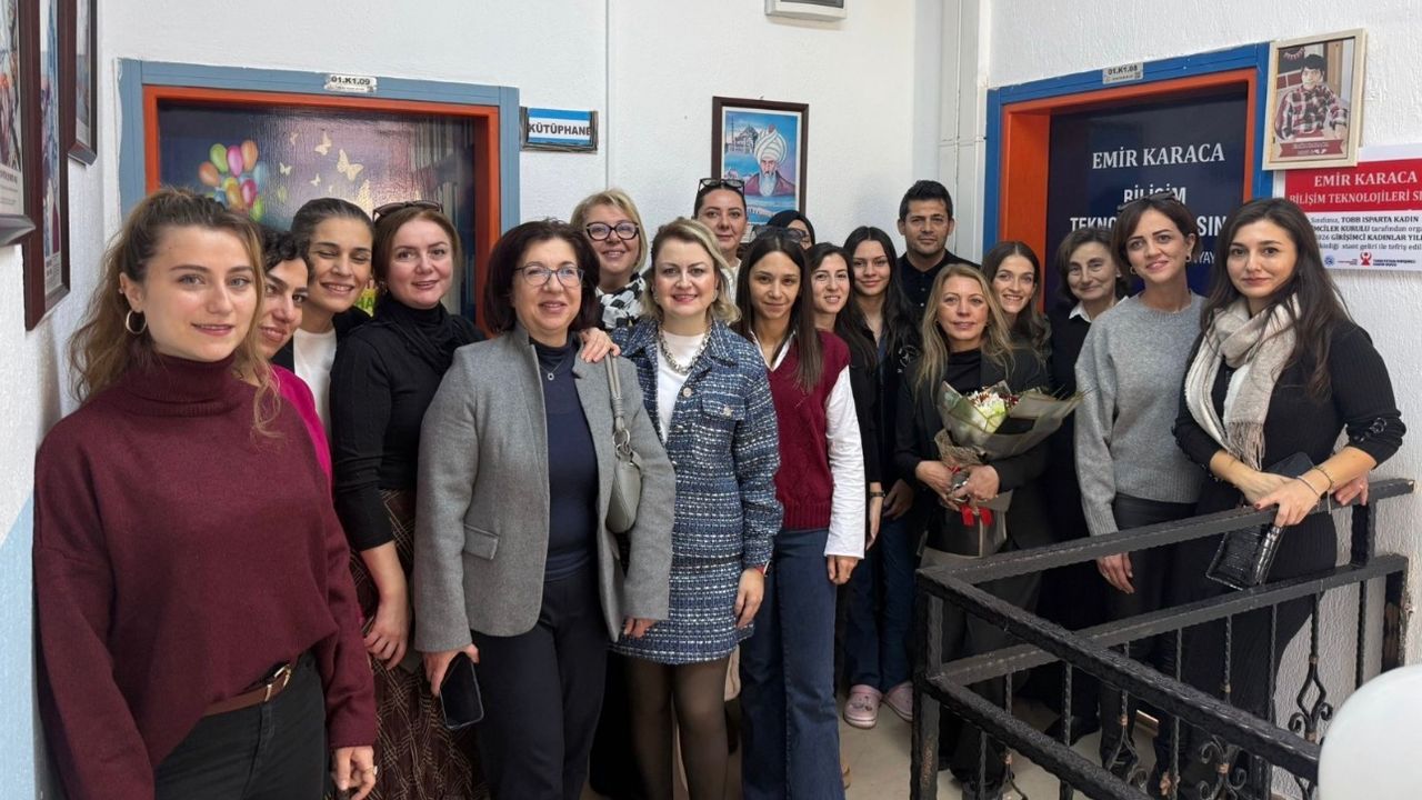 Yılbaşı pazarı geliri eğitime dönüştü – Birlik Haber Ajansı