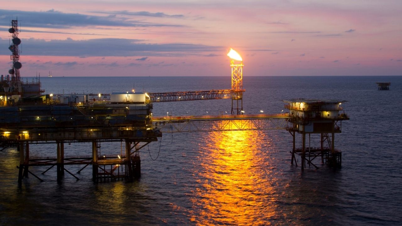 Venezuela petrol satışından 300 milyon dolar kazandı – Birlik Haber Ajansı