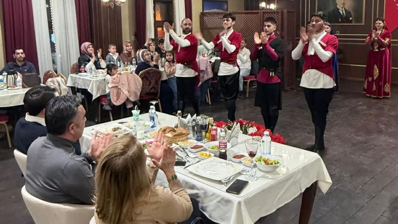 Kars’ta “Polis Moral ve Motivasyon Gecesi” düzenlendi – Birlik Haber Ajansı