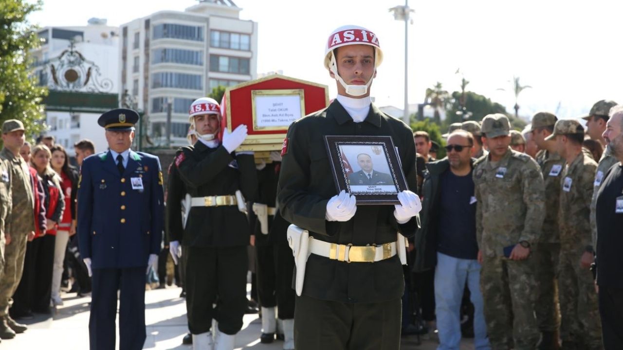 Şehit Talat Okur Hatay’da son yolculuğuna uğurlandı – Birlik Haber Ajansı