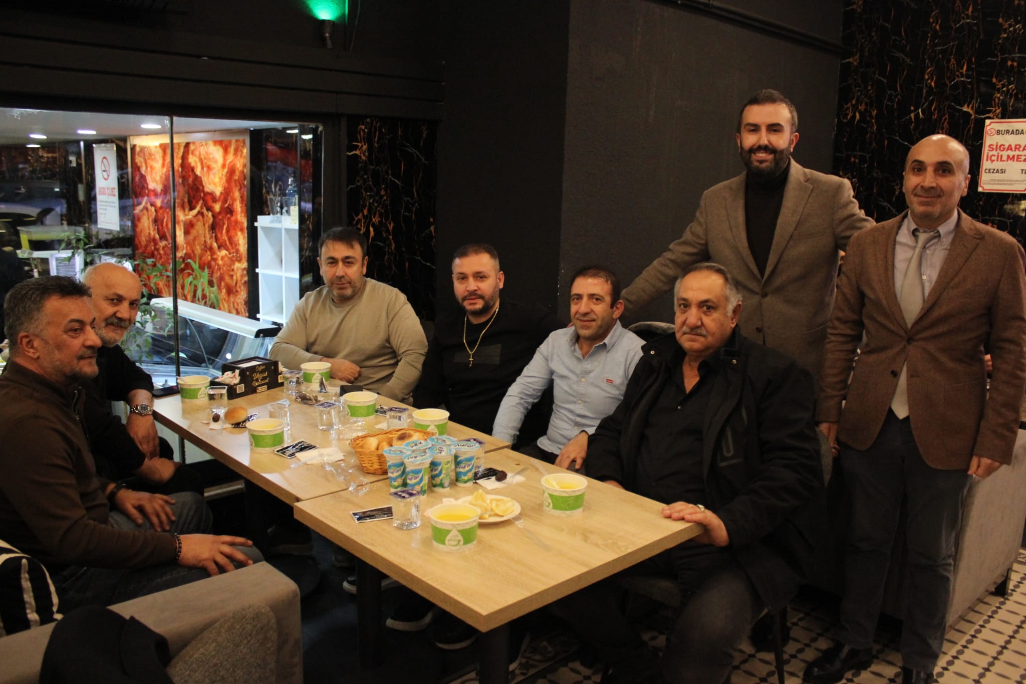 Ataşehir’de Gönül Köprüleri Kuruldu: Metin Kale’den Birlik İftarı