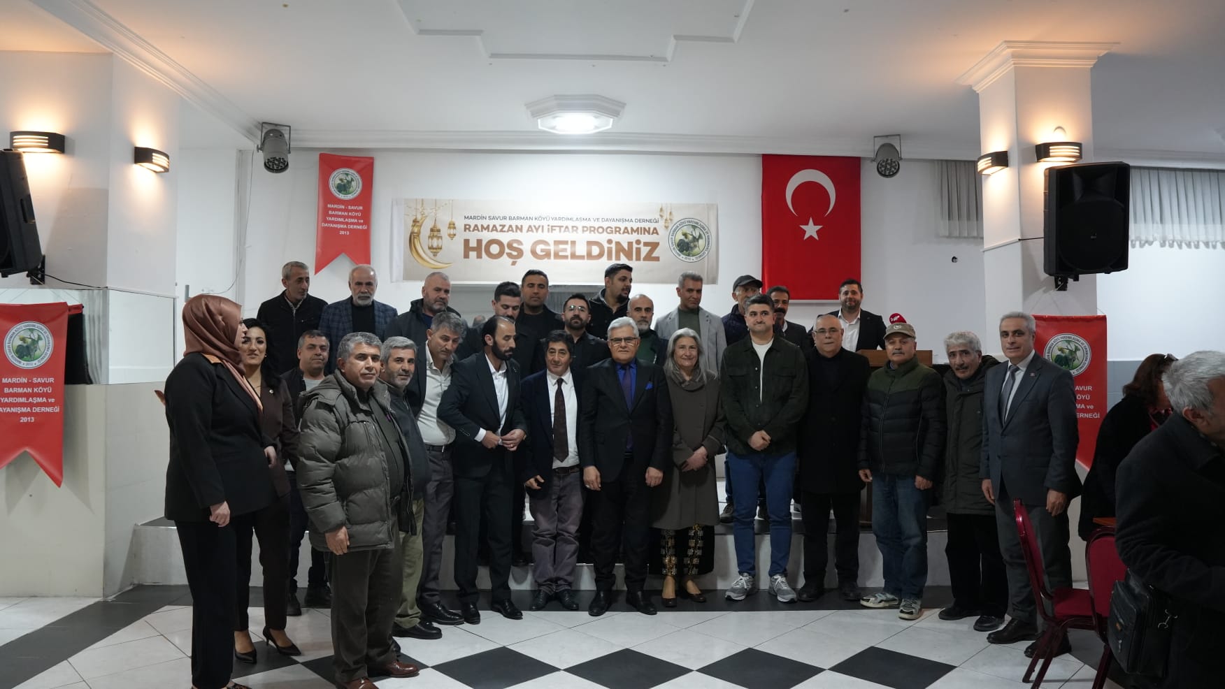 Mardinli Hemşehriler Gönül Sofrasında Buluştu: Barman Derneği’nden Görkemli İftar Programı 