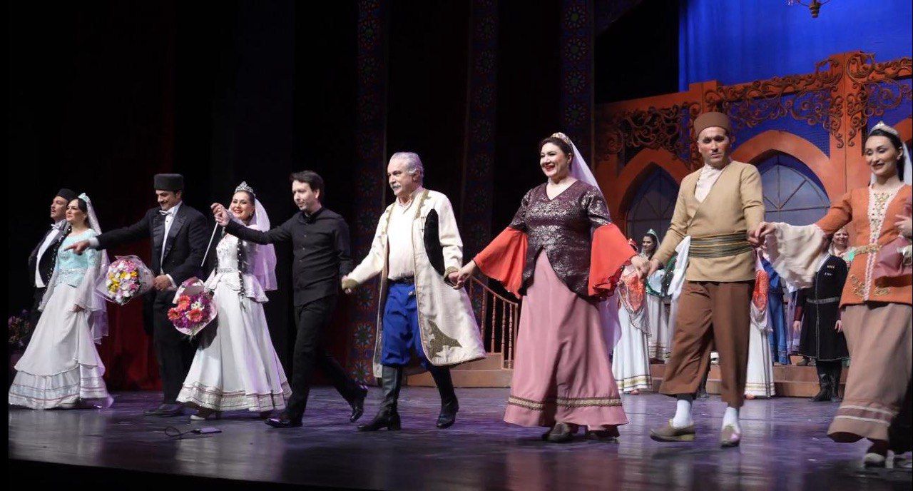 Üzeyir Hacibeyli’nin “Arşin Mal Alan” adlı opereti Ankara’da Atatürk Sanat Merkezinde sahnelendi