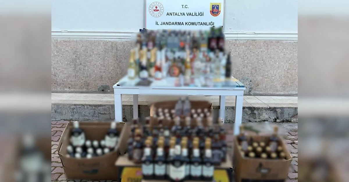 Antalya’da kaçakçılık operasyonu: 1 tonu aşan kaçak alkol ele geçirildi